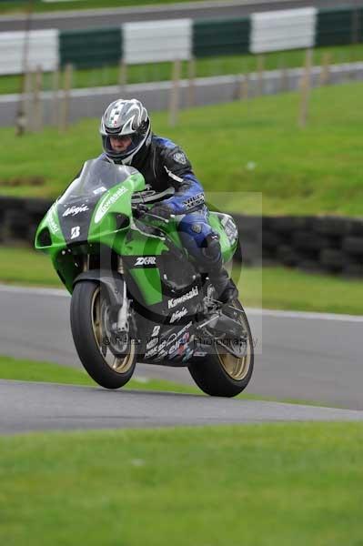 Motorcycle action photographs;cadwell;cadwell park photographs;event digital images;eventdigitalimages;motor racing louth lincolnshire;no limits trackday;peter wileman photography;trackday;trackday digital images;trackday photos