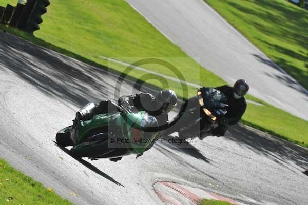 Motorcycle action photographs;cadwell;cadwell park photographs;event digital images;eventdigitalimages;motor racing louth lincolnshire;no limits trackday;peter wileman photography;trackday;trackday digital images;trackday photos