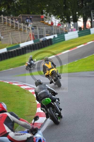 Motorcycle action photographs;cadwell;cadwell park photographs;event digital images;eventdigitalimages;motor racing louth lincolnshire;no limits trackday;peter wileman photography;trackday;trackday digital images;trackday photos