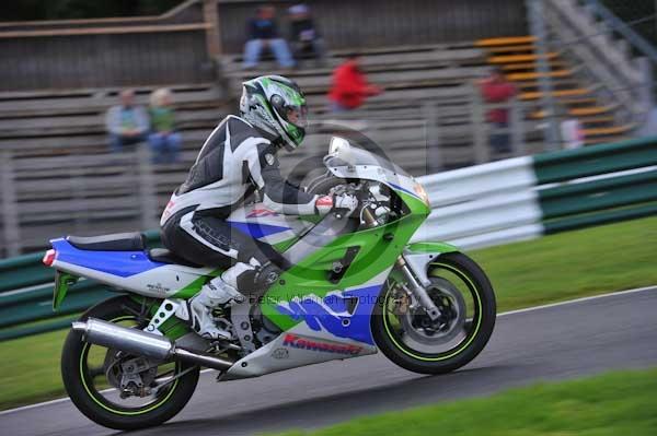 Motorcycle action photographs;cadwell;cadwell park photographs;event digital images;eventdigitalimages;motor racing louth lincolnshire;no limits trackday;peter wileman photography;trackday;trackday digital images;trackday photos