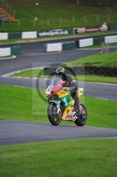 Motorcycle action photographs;cadwell;cadwell park photographs;event digital images;eventdigitalimages;motor racing louth lincolnshire;no limits trackday;peter wileman photography;trackday;trackday digital images;trackday photos