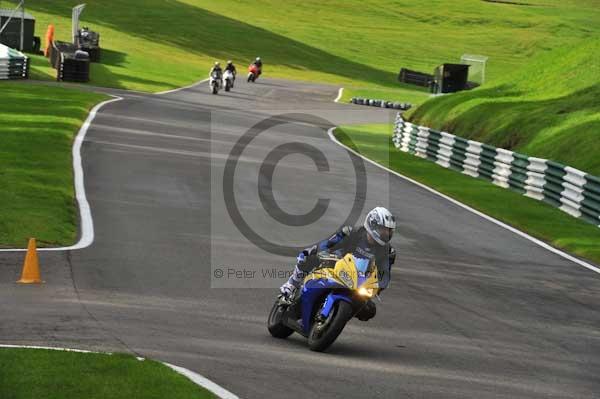 Motorcycle action photographs;cadwell;cadwell park photographs;event digital images;eventdigitalimages;motor racing louth lincolnshire;no limits trackday;peter wileman photography;trackday;trackday digital images;trackday photos