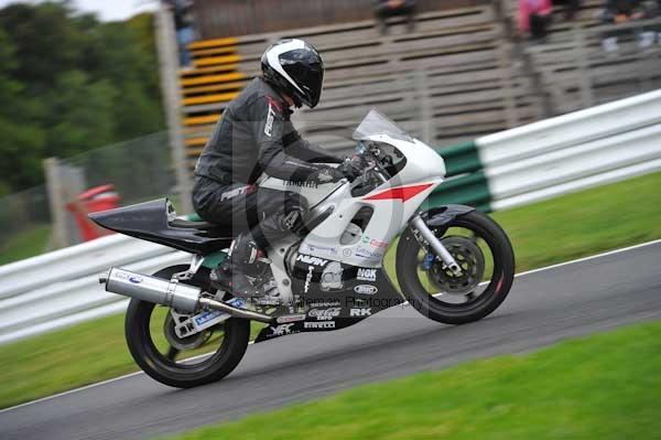 Motorcycle action photographs;cadwell;cadwell park photographs;event digital images;eventdigitalimages;motor racing louth lincolnshire;no limits trackday;peter wileman photography;trackday;trackday digital images;trackday photos