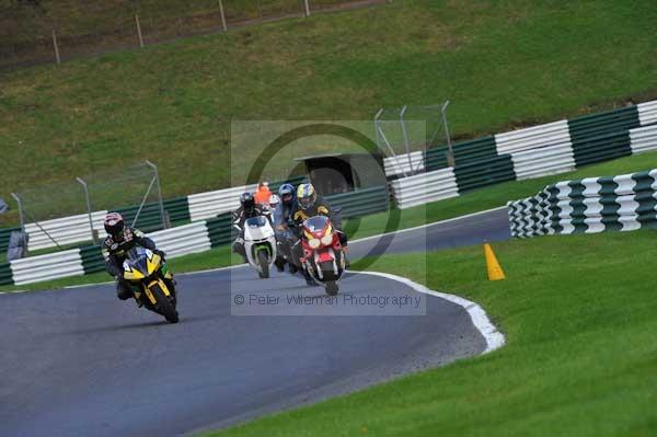 Motorcycle action photographs;cadwell;cadwell park photographs;event digital images;eventdigitalimages;motor racing louth lincolnshire;no limits trackday;peter wileman photography;trackday;trackday digital images;trackday photos