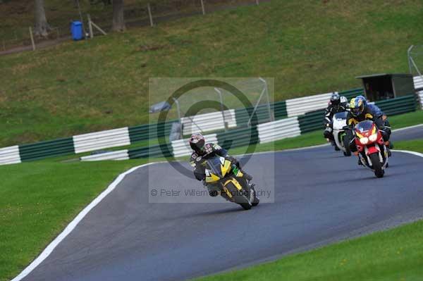 Motorcycle action photographs;cadwell;cadwell park photographs;event digital images;eventdigitalimages;motor racing louth lincolnshire;no limits trackday;peter wileman photography;trackday;trackday digital images;trackday photos