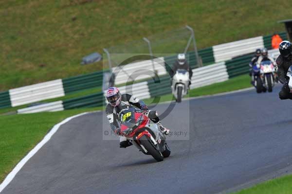 Motorcycle action photographs;cadwell;cadwell park photographs;event digital images;eventdigitalimages;motor racing louth lincolnshire;no limits trackday;peter wileman photography;trackday;trackday digital images;trackday photos