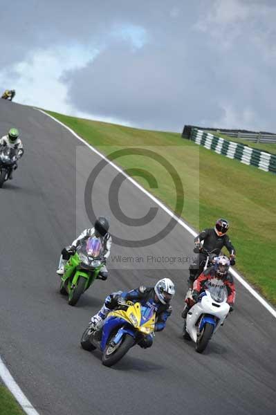 Motorcycle action photographs;cadwell;cadwell park photographs;event digital images;eventdigitalimages;motor racing louth lincolnshire;no limits trackday;peter wileman photography;trackday;trackday digital images;trackday photos