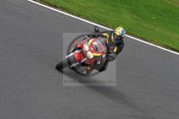 Motorcycle action photographs;cadwell;cadwell park photographs;event digital images;eventdigitalimages;motor racing louth lincolnshire;no limits trackday;peter wileman photography;trackday;trackday digital images;trackday photos