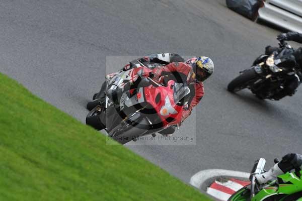 Motorcycle action photographs;cadwell;cadwell park photographs;event digital images;eventdigitalimages;motor racing louth lincolnshire;no limits trackday;peter wileman photography;trackday;trackday digital images;trackday photos