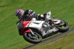 Motorcycle-action-photographs;cadwell;cadwell-park-photographs;event-digital-images;eventdigitalimages;motor-racing-louth-lincolnshire;no-limits-trackday;peter-wileman-photography;trackday;trackday-digital-images;trackday-photos