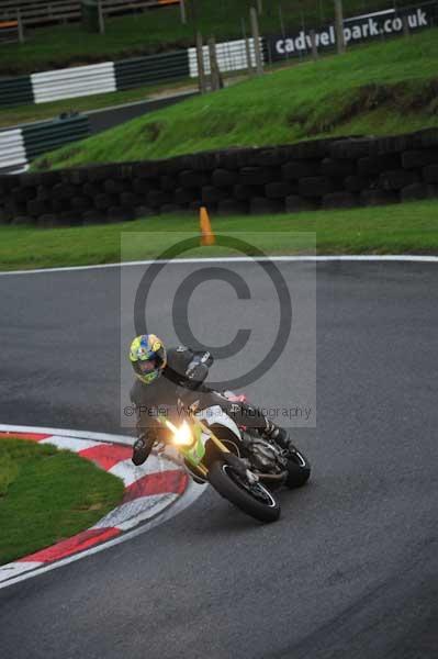 Motorcycle action photographs;cadwell;cadwell park photographs;event digital images;eventdigitalimages;motor racing louth lincolnshire;no limits trackday;peter wileman photography;trackday;trackday digital images;trackday photos