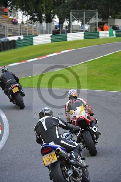 Motorcycle action photographs;cadwell;cadwell park photographs;event digital images;eventdigitalimages;motor racing louth lincolnshire;no limits trackday;peter wileman photography;trackday;trackday digital images;trackday photos