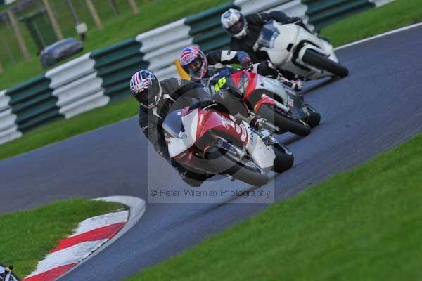 Motorcycle action photographs;cadwell;cadwell park photographs;event digital images;eventdigitalimages;motor racing louth lincolnshire;no limits trackday;peter wileman photography;trackday;trackday digital images;trackday photos