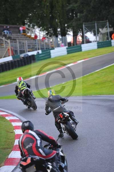 Motorcycle action photographs;cadwell;cadwell park photographs;event digital images;eventdigitalimages;motor racing louth lincolnshire;no limits trackday;peter wileman photography;trackday;trackday digital images;trackday photos