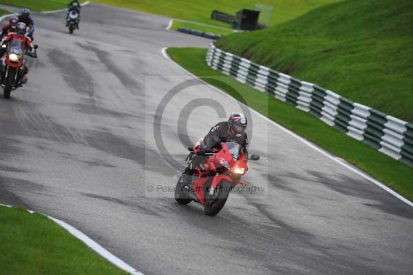 Motorcycle action photographs;cadwell;cadwell park photographs;event digital images;eventdigitalimages;motor racing louth lincolnshire;no limits trackday;peter wileman photography;trackday;trackday digital images;trackday photos