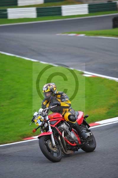 Motorcycle action photographs;cadwell;cadwell park photographs;event digital images;eventdigitalimages;motor racing louth lincolnshire;no limits trackday;peter wileman photography;trackday;trackday digital images;trackday photos