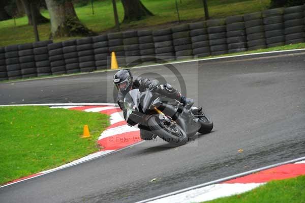 Motorcycle action photographs;cadwell;cadwell park photographs;event digital images;eventdigitalimages;motor racing louth lincolnshire;no limits trackday;peter wileman photography;trackday;trackday digital images;trackday photos