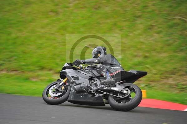 Motorcycle action photographs;cadwell;cadwell park photographs;event digital images;eventdigitalimages;motor racing louth lincolnshire;no limits trackday;peter wileman photography;trackday;trackday digital images;trackday photos