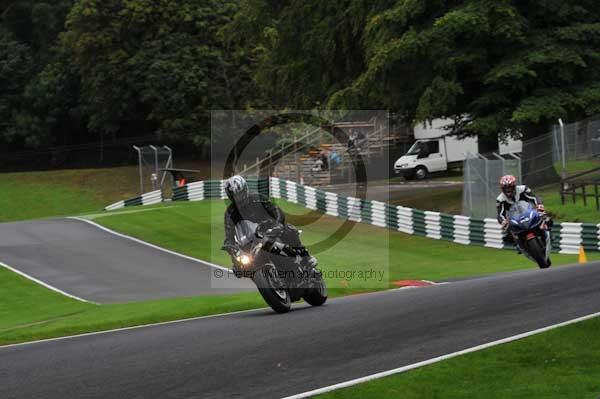 Motorcycle action photographs;cadwell;cadwell park photographs;event digital images;eventdigitalimages;motor racing louth lincolnshire;no limits trackday;peter wileman photography;trackday;trackday digital images;trackday photos