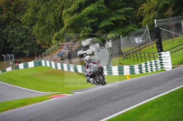 Motorcycle action photographs;cadwell;cadwell park photographs;event digital images;eventdigitalimages;motor racing louth lincolnshire;no limits trackday;peter wileman photography;trackday;trackday digital images;trackday photos