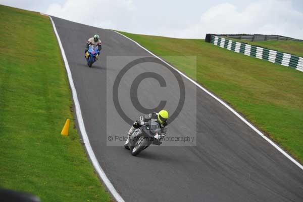 Motorcycle action photographs;cadwell;cadwell park photographs;event digital images;eventdigitalimages;motor racing louth lincolnshire;no limits trackday;peter wileman photography;trackday;trackday digital images;trackday photos