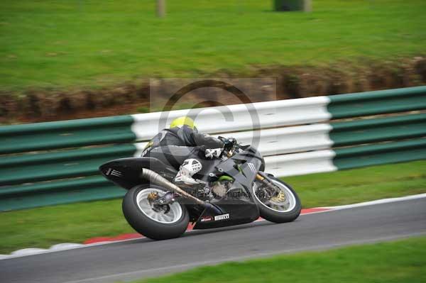 Motorcycle action photographs;cadwell;cadwell park photographs;event digital images;eventdigitalimages;motor racing louth lincolnshire;no limits trackday;peter wileman photography;trackday;trackday digital images;trackday photos