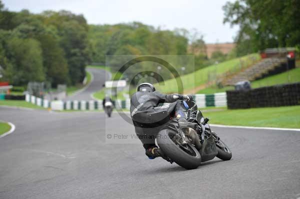 Motorcycle action photographs;cadwell;cadwell park photographs;event digital images;eventdigitalimages;motor racing louth lincolnshire;no limits trackday;peter wileman photography;trackday;trackday digital images;trackday photos