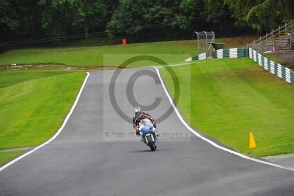 Motorcycle action photographs;cadwell;cadwell park photographs;event digital images;eventdigitalimages;motor racing louth lincolnshire;no limits trackday;peter wileman photography;trackday;trackday digital images;trackday photos