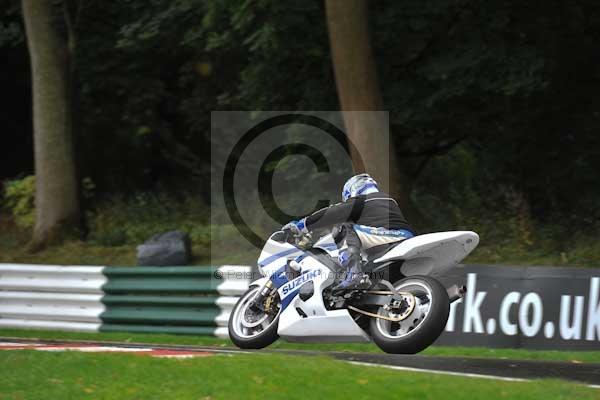 Motorcycle action photographs;cadwell;cadwell park photographs;event digital images;eventdigitalimages;motor racing louth lincolnshire;no limits trackday;peter wileman photography;trackday;trackday digital images;trackday photos