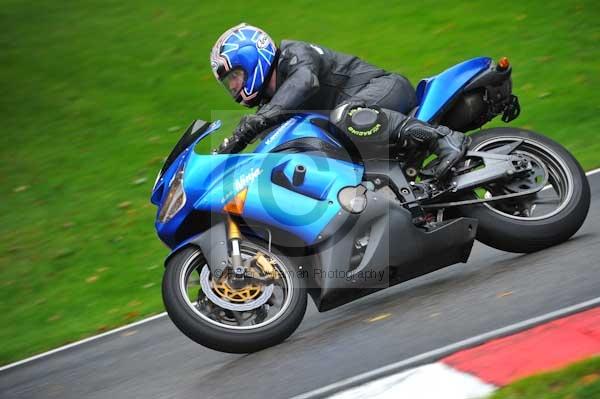 Motorcycle action photographs;cadwell;cadwell park photographs;event digital images;eventdigitalimages;motor racing louth lincolnshire;no limits trackday;peter wileman photography;trackday;trackday digital images;trackday photos