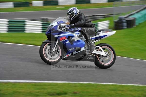 Motorcycle action photographs;cadwell;cadwell park photographs;event digital images;eventdigitalimages;motor racing louth lincolnshire;no limits trackday;peter wileman photography;trackday;trackday digital images;trackday photos