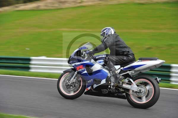 Motorcycle action photographs;cadwell;cadwell park photographs;event digital images;eventdigitalimages;motor racing louth lincolnshire;no limits trackday;peter wileman photography;trackday;trackday digital images;trackday photos