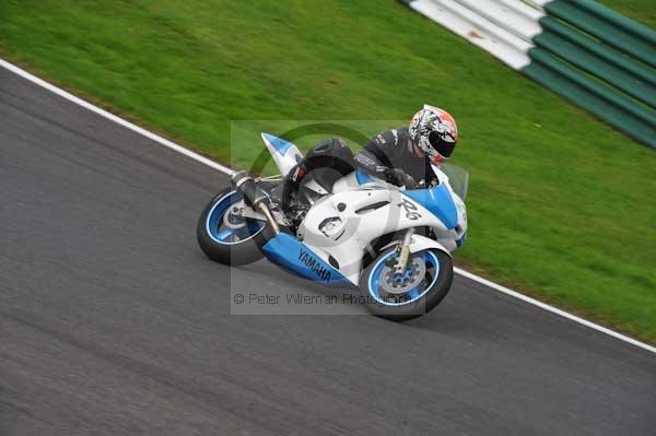 Motorcycle action photographs;cadwell;cadwell park photographs;event digital images;eventdigitalimages;motor racing louth lincolnshire;no limits trackday;peter wileman photography;trackday;trackday digital images;trackday photos