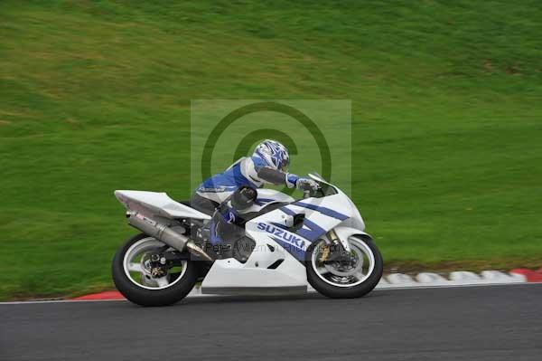 Motorcycle action photographs;cadwell;cadwell park photographs;event digital images;eventdigitalimages;motor racing louth lincolnshire;no limits trackday;peter wileman photography;trackday;trackday digital images;trackday photos