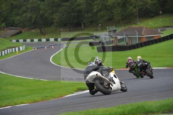 Motorcycle action photographs;cadwell;cadwell park photographs;event digital images;eventdigitalimages;motor racing louth lincolnshire;no limits trackday;peter wileman photography;trackday;trackday digital images;trackday photos