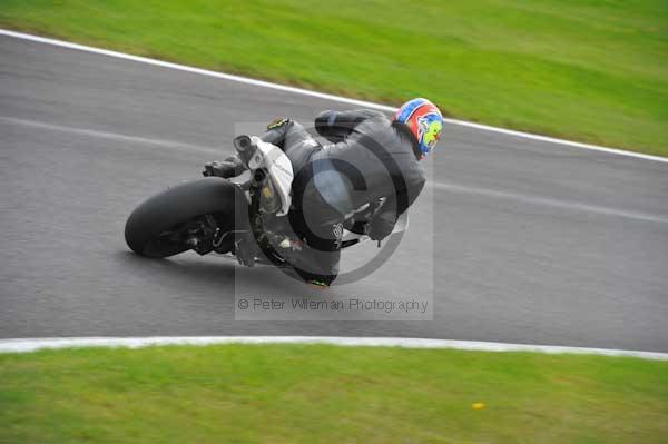 Motorcycle action photographs;cadwell;cadwell park photographs;event digital images;eventdigitalimages;motor racing louth lincolnshire;no limits trackday;peter wileman photography;trackday;trackday digital images;trackday photos