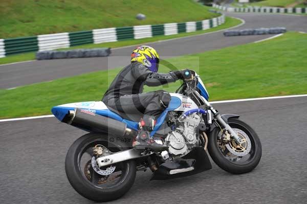 Motorcycle action photographs;cadwell;cadwell park photographs;event digital images;eventdigitalimages;motor racing louth lincolnshire;no limits trackday;peter wileman photography;trackday;trackday digital images;trackday photos