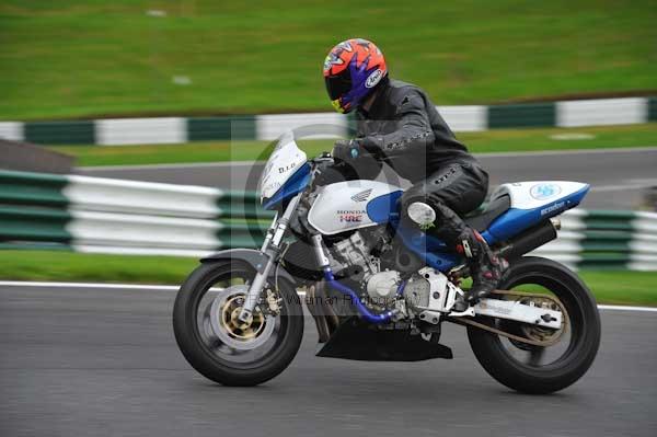 Motorcycle action photographs;cadwell;cadwell park photographs;event digital images;eventdigitalimages;motor racing louth lincolnshire;no limits trackday;peter wileman photography;trackday;trackday digital images;trackday photos