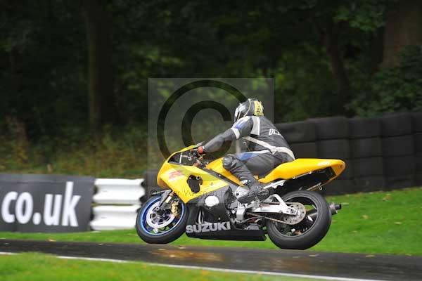 Motorcycle action photographs;cadwell;cadwell park photographs;event digital images;eventdigitalimages;motor racing louth lincolnshire;no limits trackday;peter wileman photography;trackday;trackday digital images;trackday photos