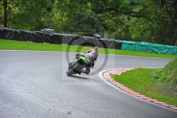 Motorcycle action photographs;cadwell;cadwell park photographs;event digital images;eventdigitalimages;motor racing louth lincolnshire;no limits trackday;peter wileman photography;trackday;trackday digital images;trackday photos