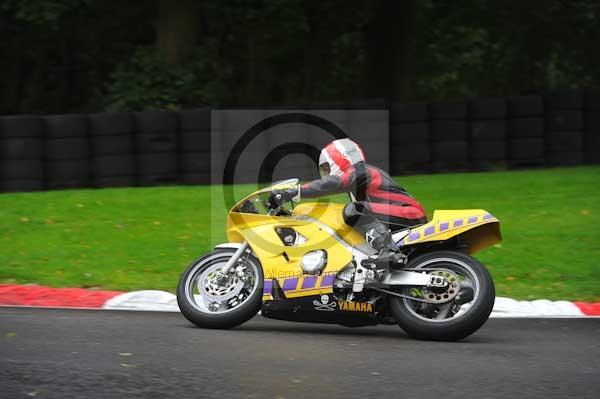 Motorcycle action photographs;cadwell;cadwell park photographs;event digital images;eventdigitalimages;motor racing louth lincolnshire;no limits trackday;peter wileman photography;trackday;trackday digital images;trackday photos