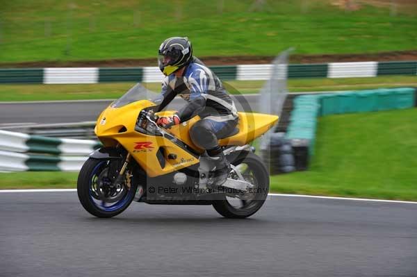 Motorcycle action photographs;cadwell;cadwell park photographs;event digital images;eventdigitalimages;motor racing louth lincolnshire;no limits trackday;peter wileman photography;trackday;trackday digital images;trackday photos