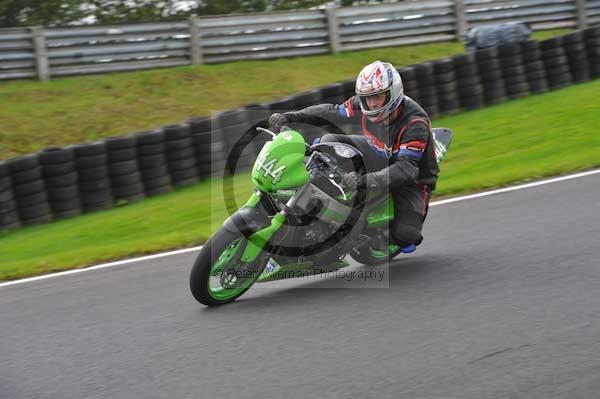 Motorcycle action photographs;cadwell;cadwell park photographs;event digital images;eventdigitalimages;motor racing louth lincolnshire;no limits trackday;peter wileman photography;trackday;trackday digital images;trackday photos