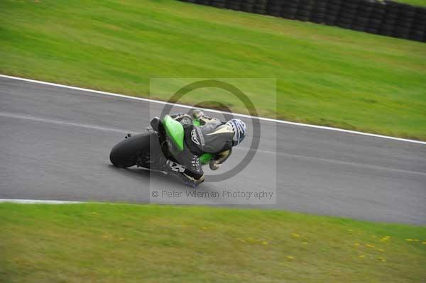 Motorcycle action photographs;cadwell;cadwell park photographs;event digital images;eventdigitalimages;motor racing louth lincolnshire;no limits trackday;peter wileman photography;trackday;trackday digital images;trackday photos