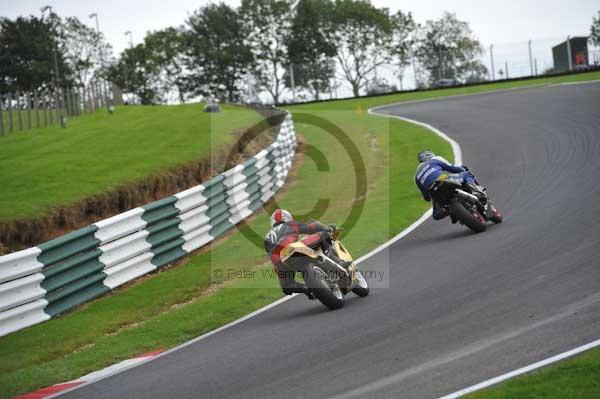 Motorcycle action photographs;cadwell;cadwell park photographs;event digital images;eventdigitalimages;motor racing louth lincolnshire;no limits trackday;peter wileman photography;trackday;trackday digital images;trackday photos