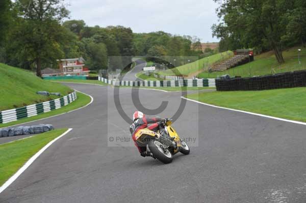 Motorcycle action photographs;cadwell;cadwell park photographs;event digital images;eventdigitalimages;motor racing louth lincolnshire;no limits trackday;peter wileman photography;trackday;trackday digital images;trackday photos