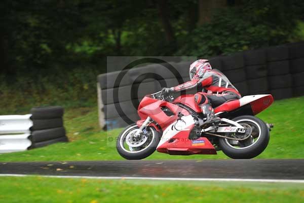 Motorcycle action photographs;cadwell;cadwell park photographs;event digital images;eventdigitalimages;motor racing louth lincolnshire;no limits trackday;peter wileman photography;trackday;trackday digital images;trackday photos