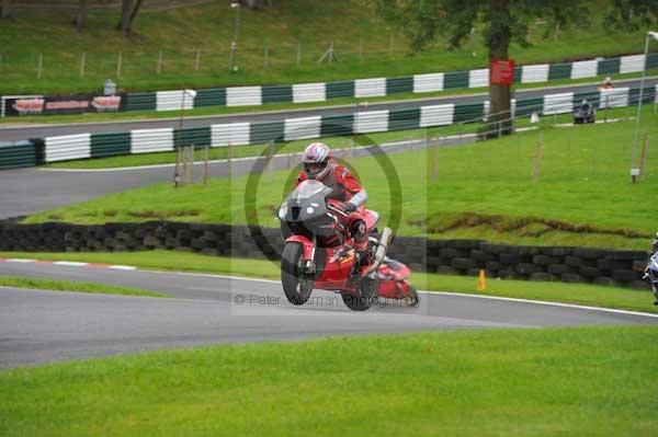 Motorcycle action photographs;cadwell;cadwell park photographs;event digital images;eventdigitalimages;motor racing louth lincolnshire;no limits trackday;peter wileman photography;trackday;trackday digital images;trackday photos