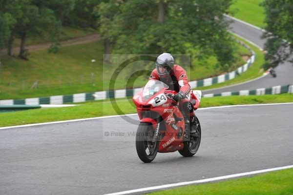 Motorcycle action photographs;cadwell;cadwell park photographs;event digital images;eventdigitalimages;motor racing louth lincolnshire;no limits trackday;peter wileman photography;trackday;trackday digital images;trackday photos