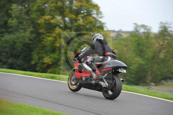 Motorcycle action photographs;cadwell;cadwell park photographs;event digital images;eventdigitalimages;motor racing louth lincolnshire;no limits trackday;peter wileman photography;trackday;trackday digital images;trackday photos